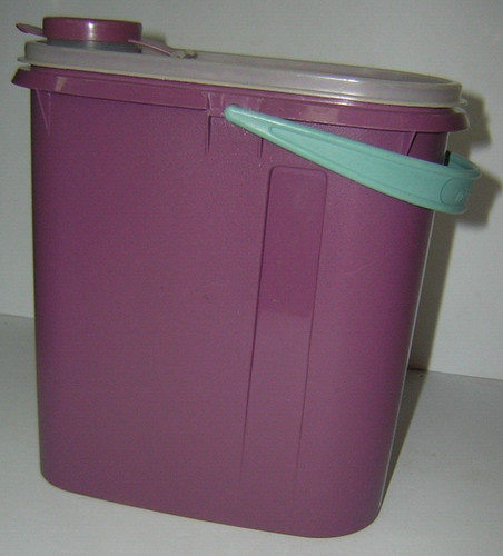 Tupperware 587-3