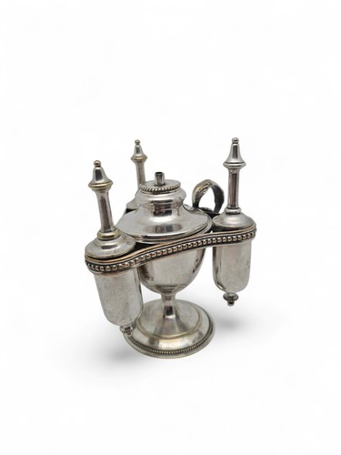 Ancien briquet allume - ancien,