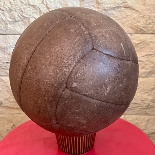 Ballon foot ancien cuir - de,