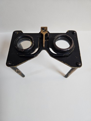 Ancienne loupe militaire