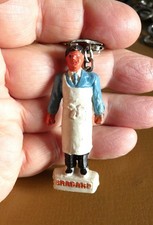 Ancien porte clé figurine Bragard Vêtement Travail Le Boucher. Années 60.