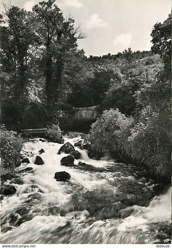 Carte postale fontaine - -, 83