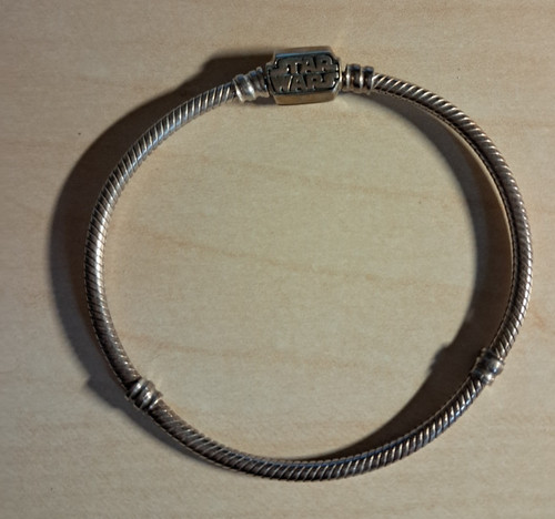 Pandora bracelet moments - pandora,