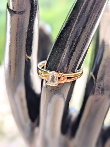 Bague centrée une - or, d'une