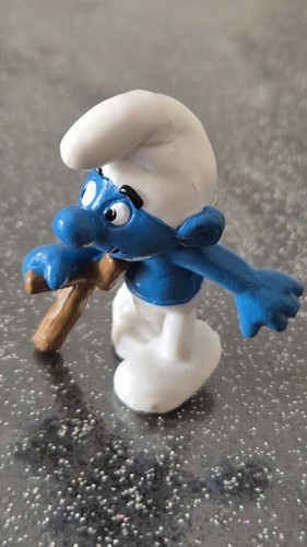 Figurine schtroumpf blessé - figurine, au