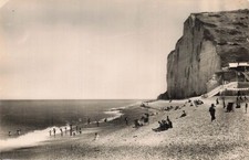 76 LES PETITS DALLES LES CLAISES ET LA PLAGE