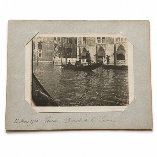 Photographie ancienne - , –