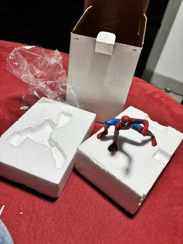 Spider man figurine - spider-man, attakus