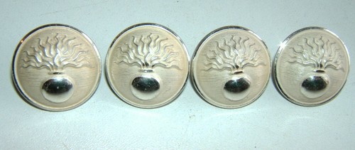Lot boutons argentes mat - de, 4