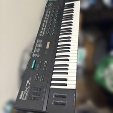 Yamaha DX7S 61-key Synthesizer