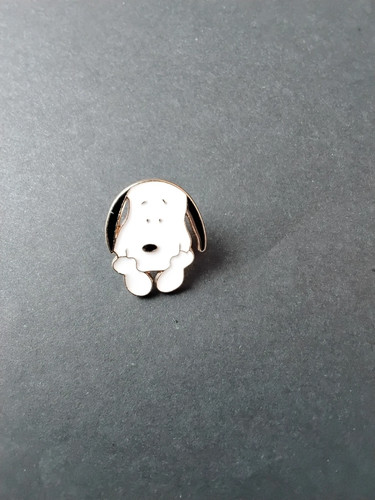 Pin snoopy - pin,