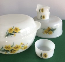 Arcopal vintage fleurs jaune