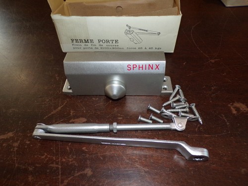 Ferme porte automatique groom
