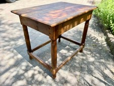 Table d'appoint en Noyer 19