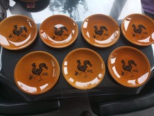 7 Assiettes Plate Vintage