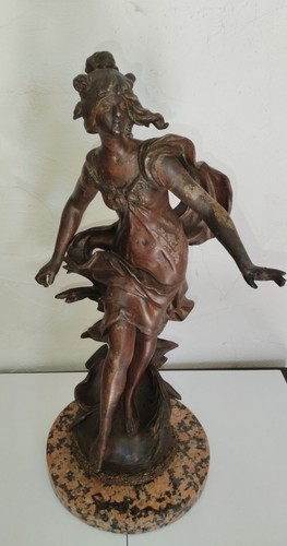 Régule ancien signé auguste - ,