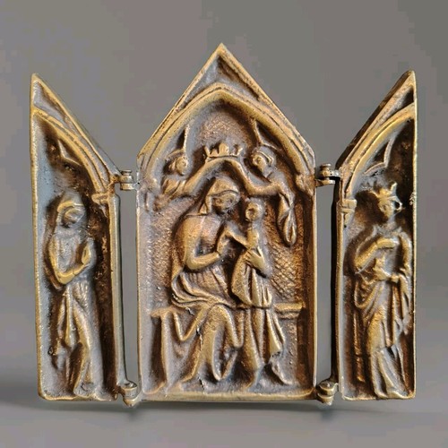 Beau triptyque bronze la - en,