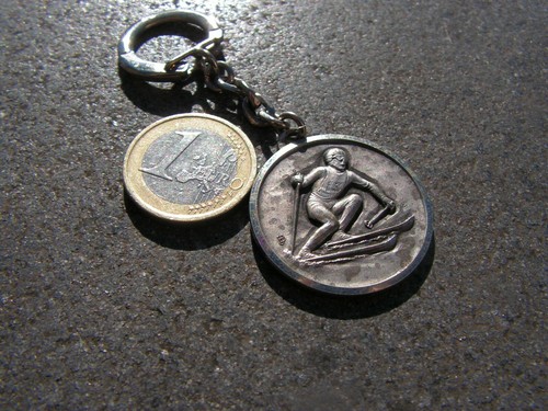 Porte clees ancien ski - ancien,