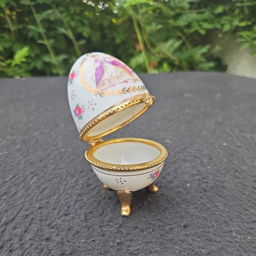 Oeuf porcelaine pilulier - oeuf, en