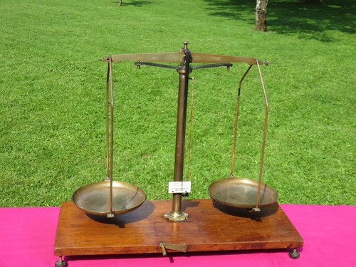 Balance trebuchet becker - balance,