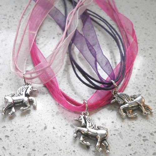Lot colliers ruban et - 3,
