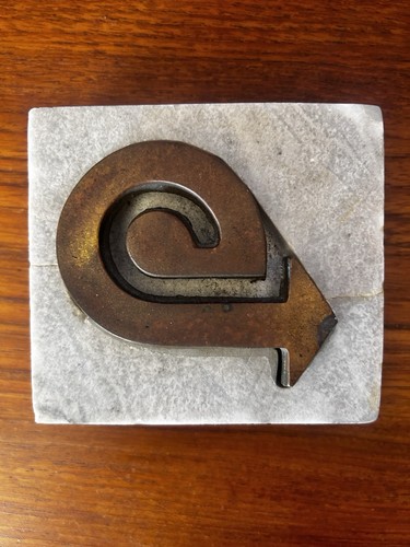 Sculpture bronze signée