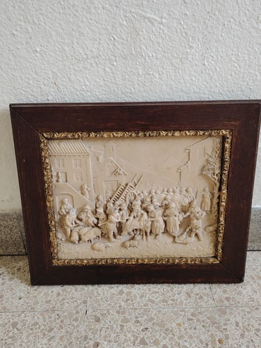 Becker haut relief bois - haut-relief,