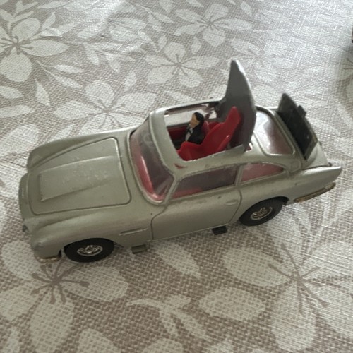 Corgi voiture miniature