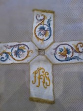 7 ) Pavillon De Ciboire/broderie Petit Point/IHS/occasion/MESSE/PRETRE/DENTELLE