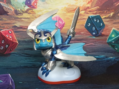 Blades figurine skylanders - blades,