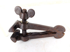 ETAU DE MAIN DE FORGERON OU