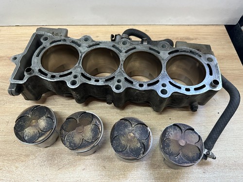 Cylindre piston origine - cylindre,