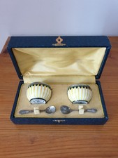 Ancienne salière et