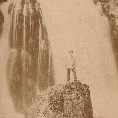 Grande cascade animée - grande,