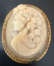 Bijou ancien Broche camée en