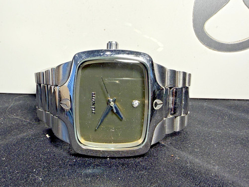 Nixon the player - ,