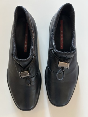 Véritable paire chaussures - véritable,