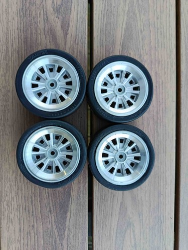 Roues kyosho halibrand pneus - halibrand, +