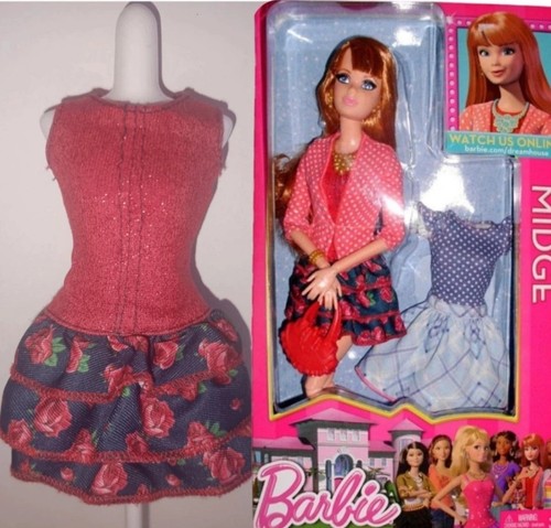Robe rouge fleurie - , rare