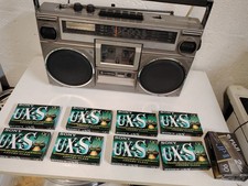 radio cassette vintage Hitachi