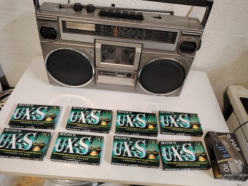 Radio cassette vintage hitachi - cassette,