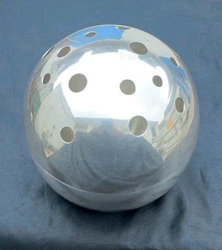 Pique fleurs vase moderniste