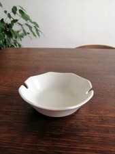 CENDRIER  PORCELAINE BLANCHE