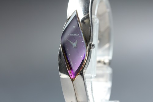 Rare montre quartz femme - rare, à
