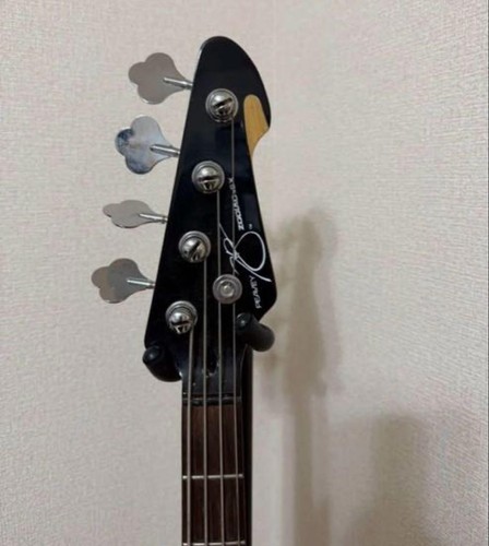 Peavey red precision - red,
