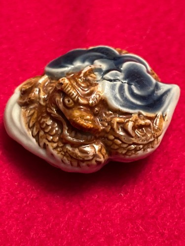 Netsuke porcelaine hirado - porcelaine,