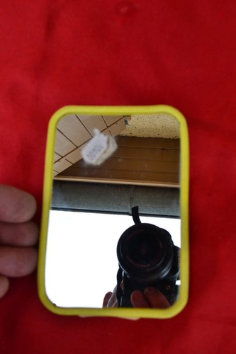 Ancien petit miroir de - ,