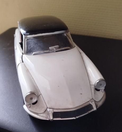 Jouet citroën ds 19 - citroËn,