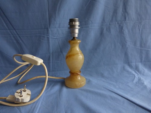 Pied lampe albatre - lampe, en