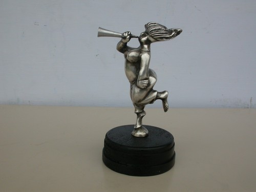 Mascotte bronze argenté - en,